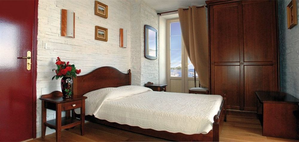 Marina D'Oro Hotel Macinaggio  Exterior photo